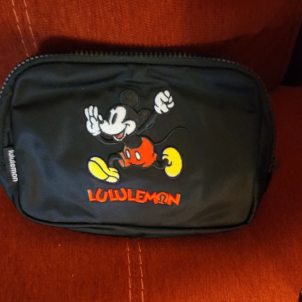 NWT Lululemon Everywhere Belt Bag X Disney with Embroideried With Mickey Mouse